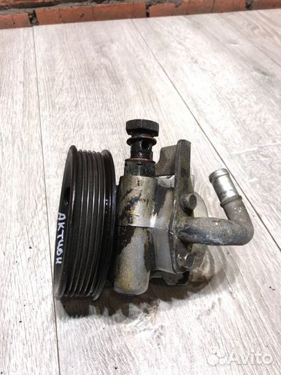 Насос гур Ssangyong Actyon D20DTF 2.0