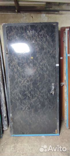 Дверь железный