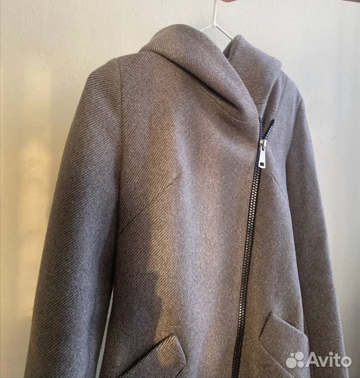 Пальто женское 42 44
