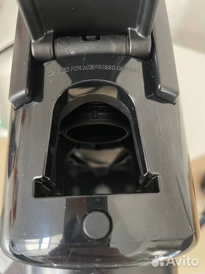 Капсульная кофемашина Delonghi Nespresso