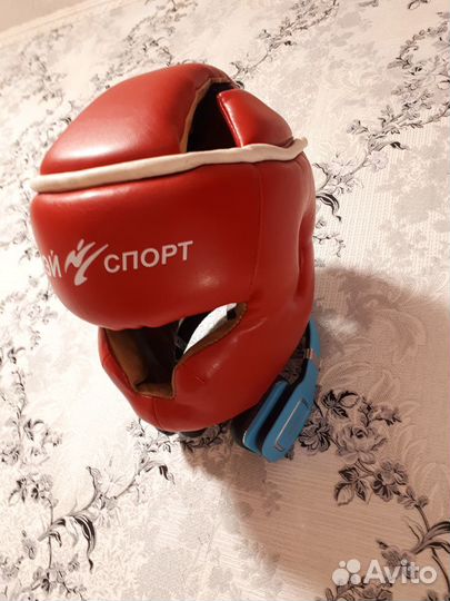 Боксерский шлем