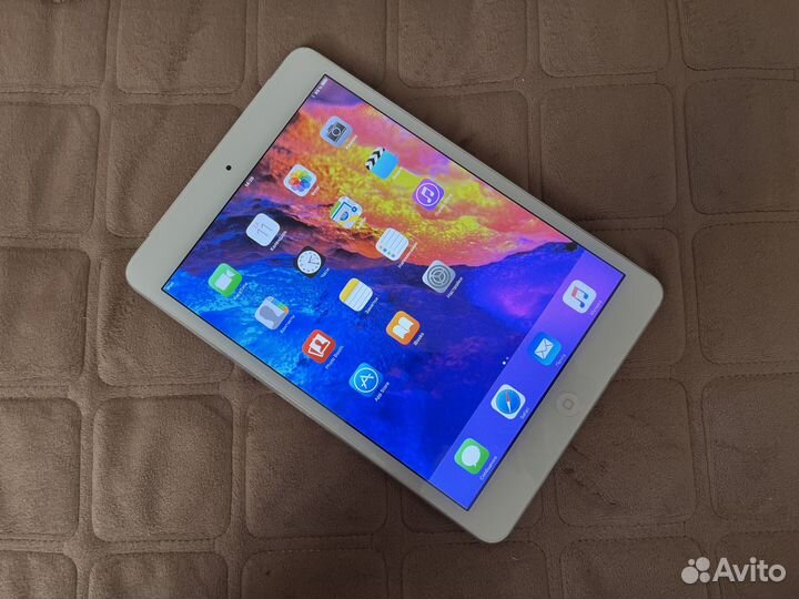 iPad Mini 64 Gb Silver / Сост 5+