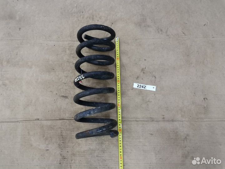 Пружина передняя