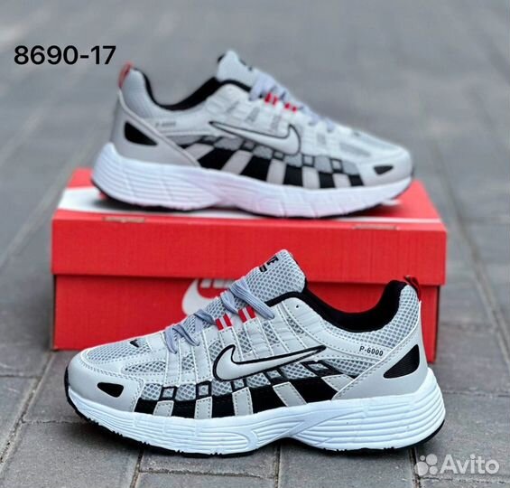 Кроссовки Nike беговые