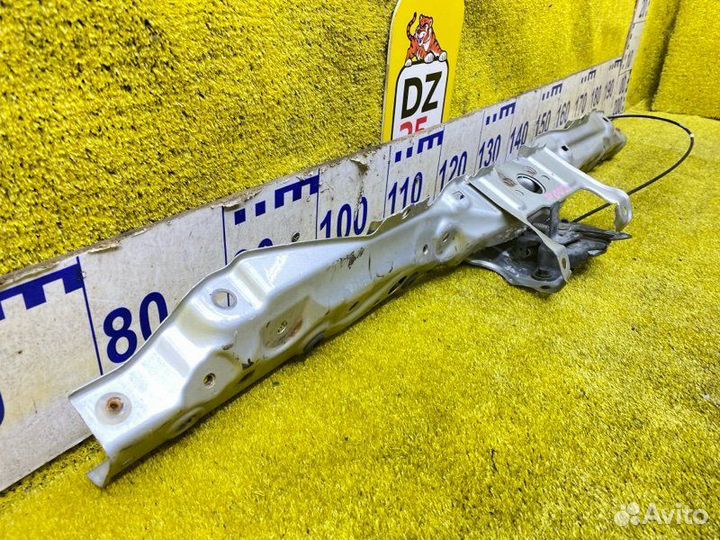 Телевизор передний Toyota Hiace/Regius Ace 140867