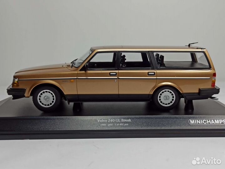 Volvo 240 GL Break 1986 Minichamps 1:18