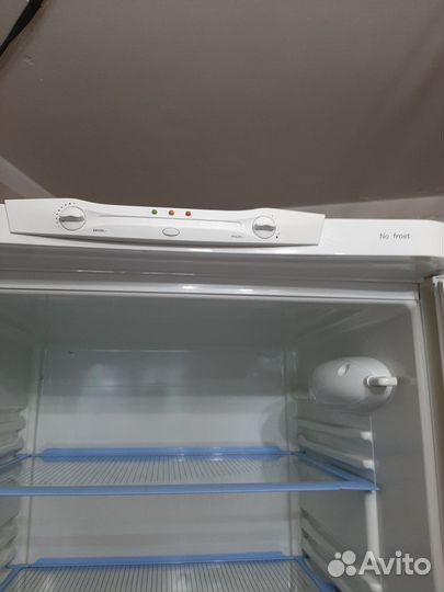 Продам холодильник indesit C236NFG.016