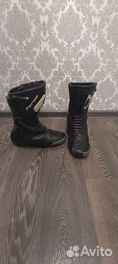 Мотоботы Forma