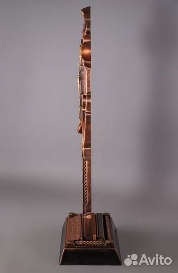 Крест на могилу с цветником