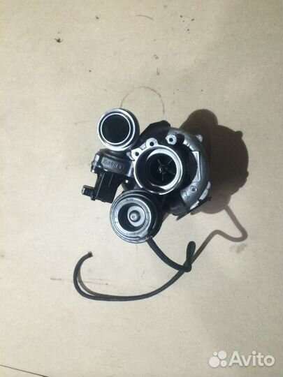 Турбина BMW F10/F11 F01/F02 5.0 7576985