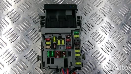 Блок предохранителей opel astra J (TEA11M101)