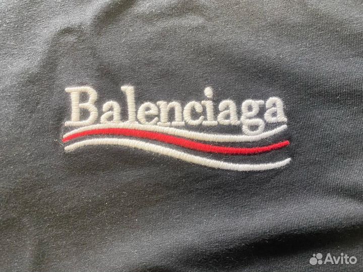 Футбoлка Balenciaga