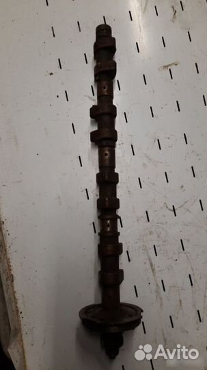 Распредвал Mercedes Benz w124