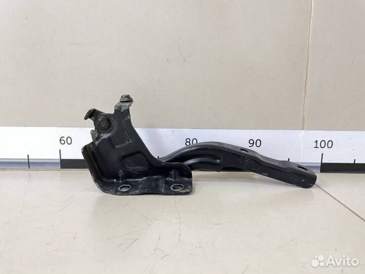 Петля капота правая Kia Rio 4 FB 2017