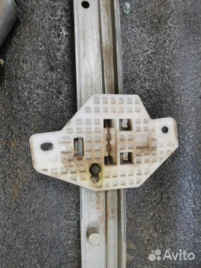 Стеклоподъемный механизм задний левый Hyundai