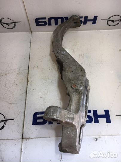 Кулак поворотный правый infiniti m35