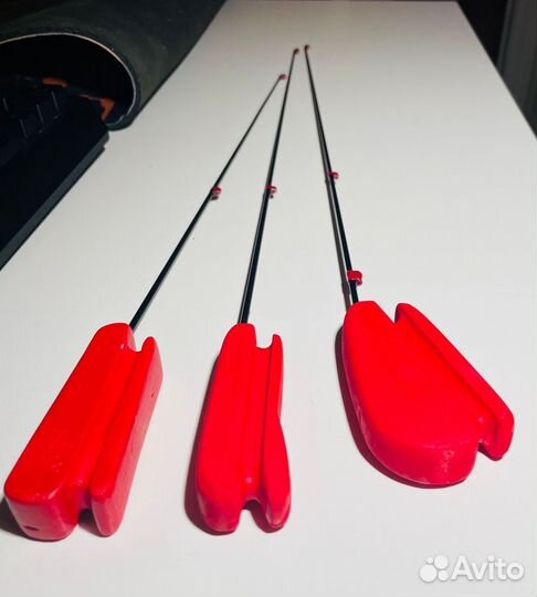 Зимние удочки для блеснения, безмотыльной ловли