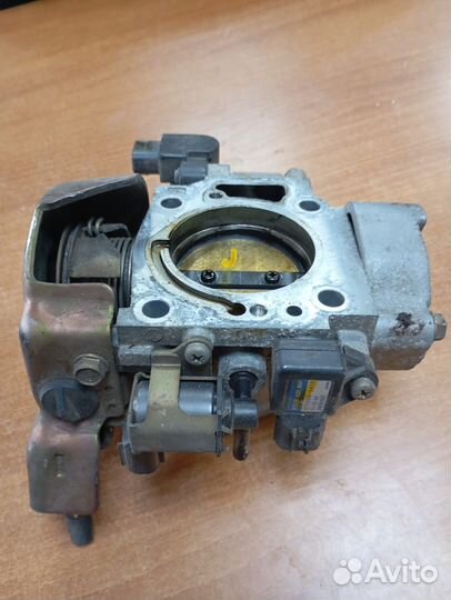 Дроссельная заслонка Honda Stepwgn 16400PNC003 RF3