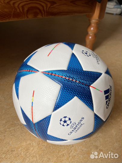 Футбольный мяч adidas лига чемпионов size 5