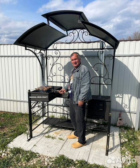 Беседка с мангалом