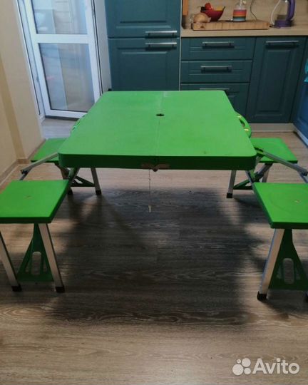 Раскладной стол-чемодан со стульями (зеленый)