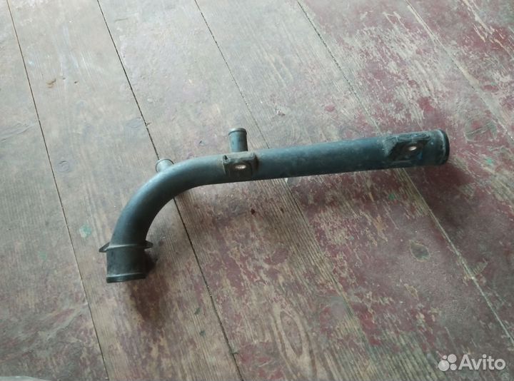 Патрубок системы охлаждения Ланос Нексия