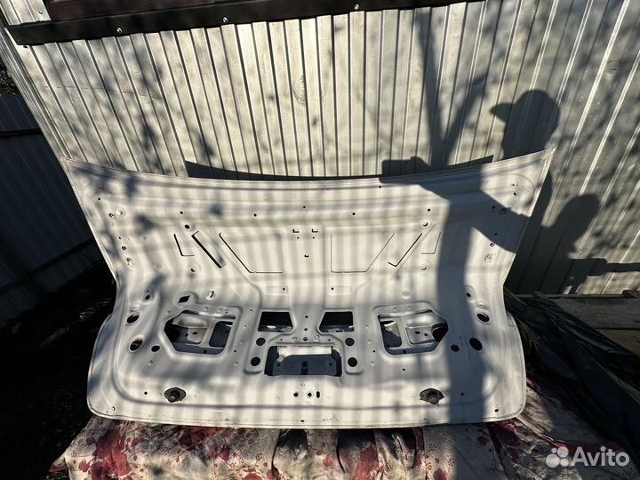 Крышка багажника bmw g11