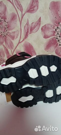 Сапоги для девочки 31р