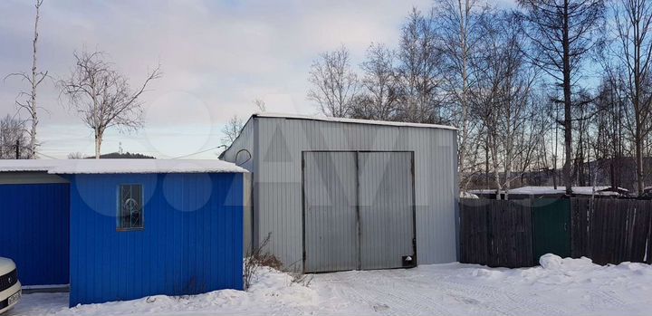 Гараж, > 30 м²