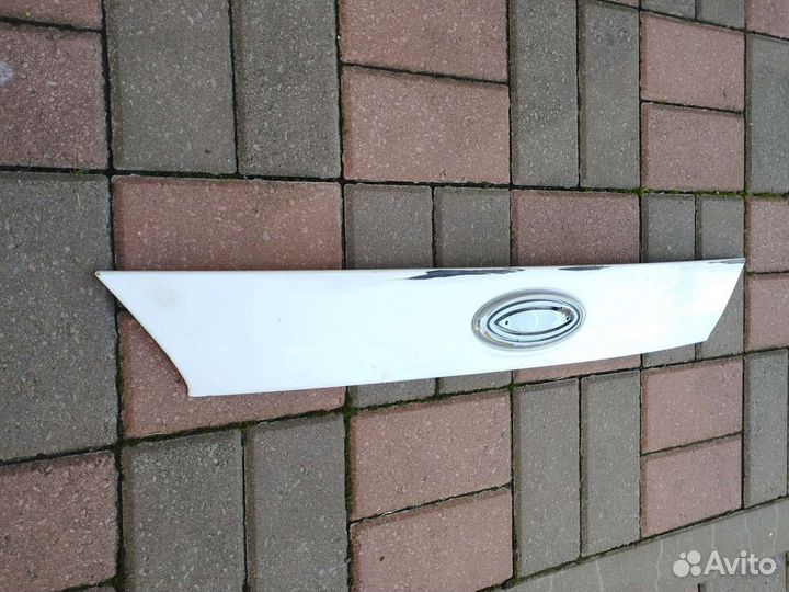 Накладка крышки багажника Ford Mondeo 4