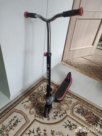 Продам складной Самокат Globber Foldable Flow 125