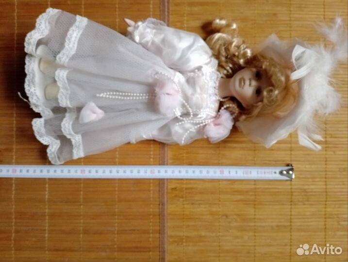 Кукла фарфоровая коллекционная 40см