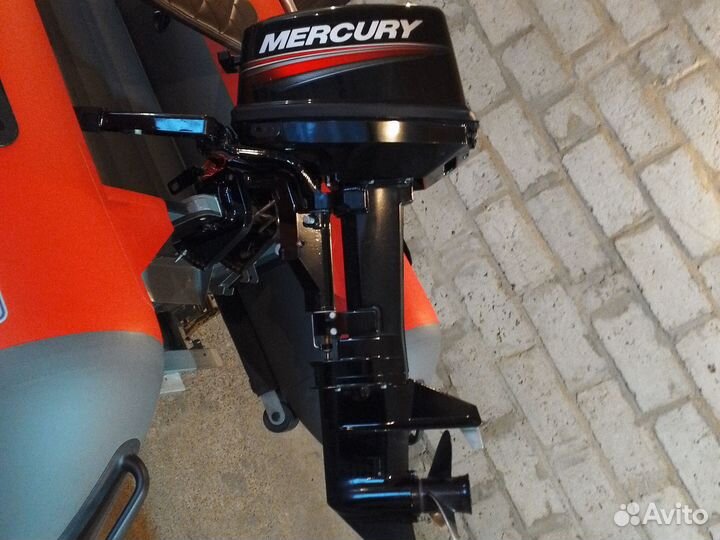 Лодка лодочный мотор