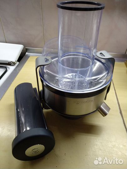 Насадка соковыжималка Кухонного комбайна kenwood
