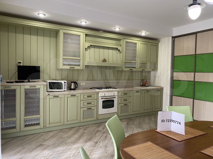 2-к. квартира, 116 м², 1/9 эт.