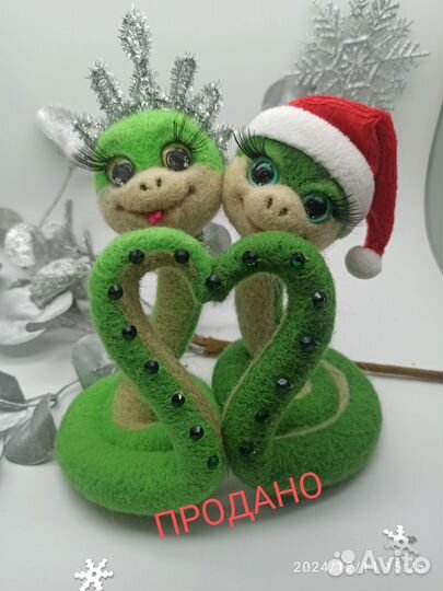 Новогодние валянные игрушки