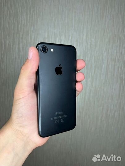 iPhone 7, 32 ГБ