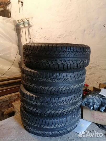 Gislaved Nord Frost 5 225/70 R16