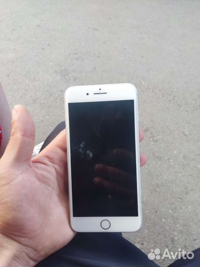 iPhone 8 плюс