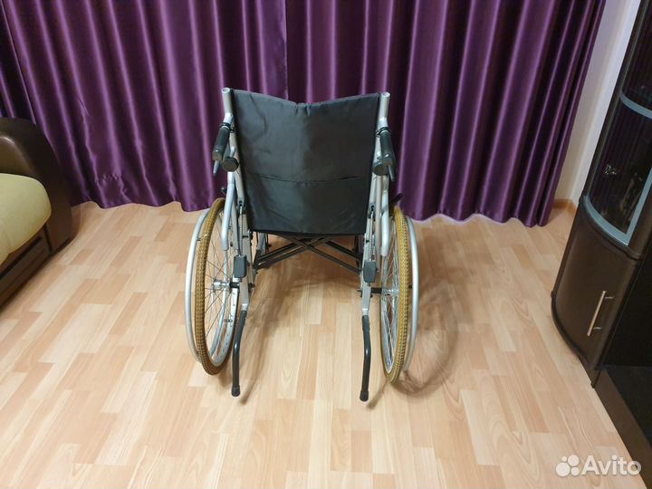 Инвалидное кресло коляска