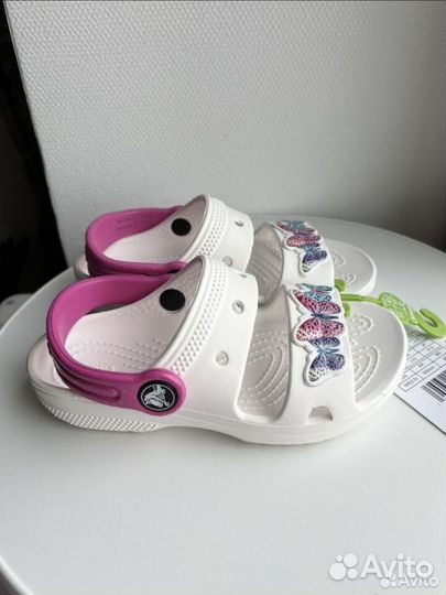 Новые сандалии Crocs c10 размер 27