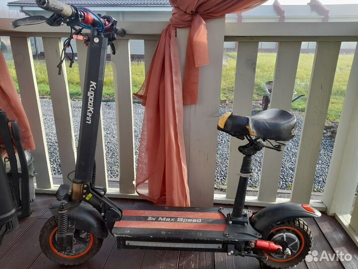 Электросамокат с сиденьем kudo Max Speed