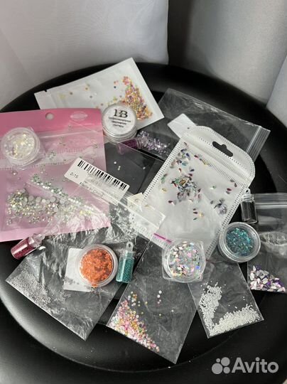 Стразы, бульонки, и др