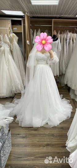 Свадебное платье