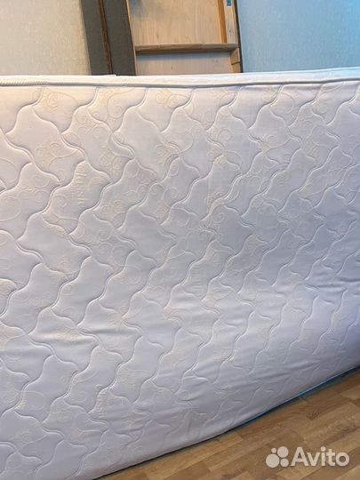 Матрас 140х200 бу