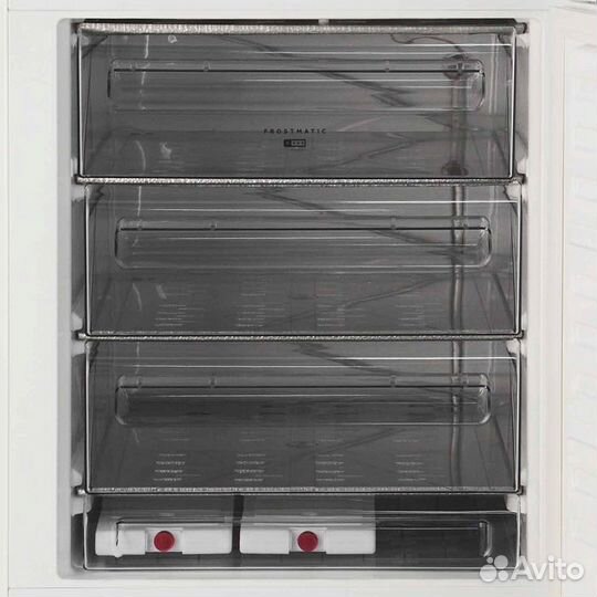 Новая морозильная камера AEG ABR682F1AF, белая