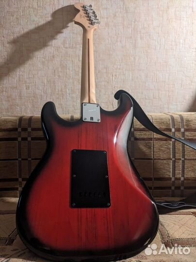 Электрогитара Fender Squier Stratocaster Standard