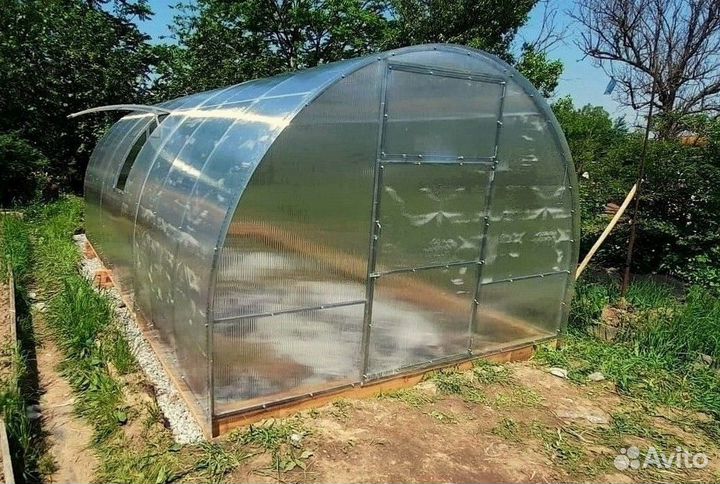 Теплица из поликарбоната