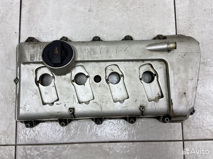 Клапанная крышка Audi а6 с6