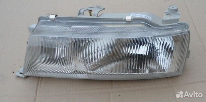 Фара левая левая Toyota Chaser JZX90 1992-1996